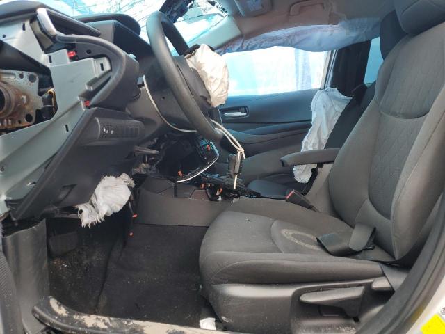 5YFEPMAE3MP263839 - 2021 TOYOTA COROLLA LE 银色 照片 7