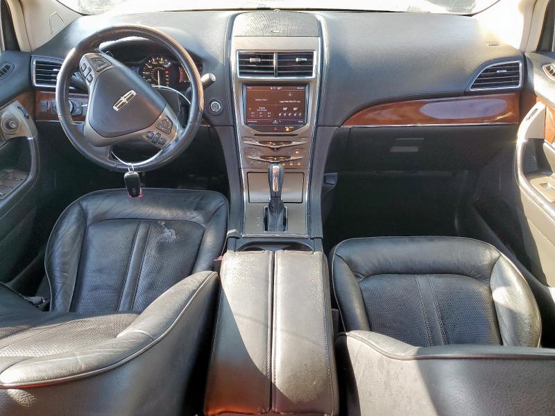 2LMDJ6JK2DBL21771 - 2013 LINCOLN MKX Schwarz Foto 8