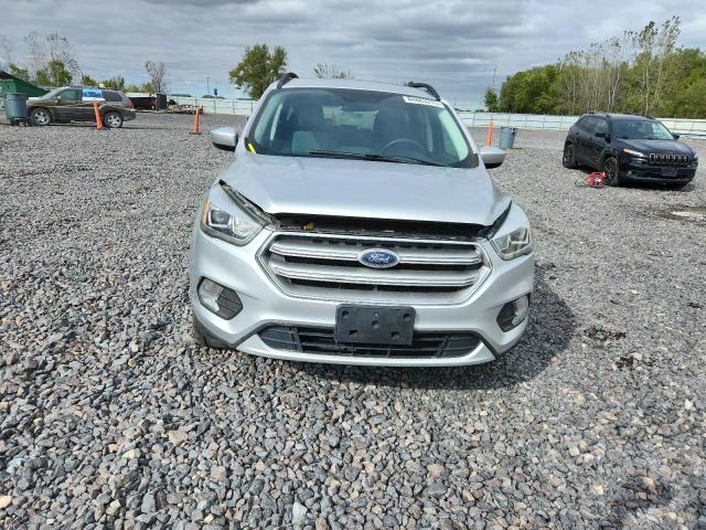 1FMCU9G9XHUB90660 - 2017 FORD ESCAPE SE SILVER photo 5