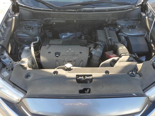 JA4AP3AU8KU033451 - 2019 MITSUBISHI OUTLANDER ES Boz foto 12