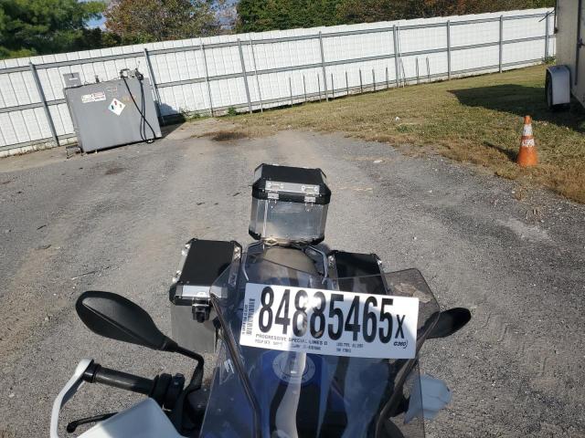 WB10J5301KZF79018 - 2019 BMW R 1250 GS ADVENTURE BLACK photo 5