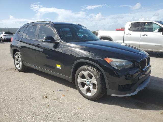 WBAVM1C50FV317812 - 2015 BMW X1 SDRIVE28I BLACK photo 4