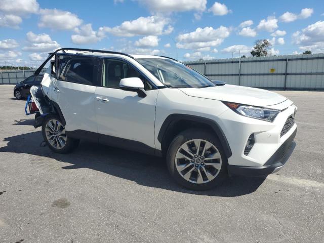 JTMY1RFV9KD010268 - 2019 TOYOTA RAV4 LIMITED WHITE photo 4