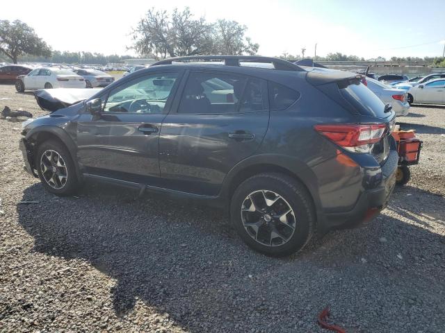 JF2GTABCXJH317646 - 2018 SUBARU CROSSTREK PREMIUM Սև լուսանկար 2