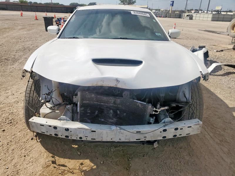 2C3CDXCT5JH247385 - 2018 DODGE CHARGER R/T WHITE photo 5