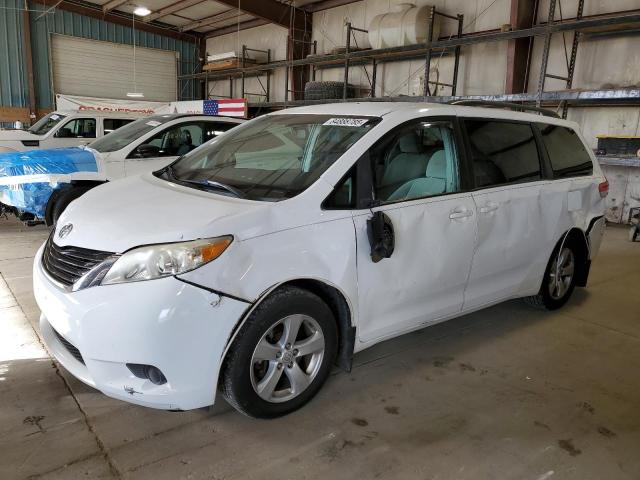 2014 TOYOTA SIENNA LE, 