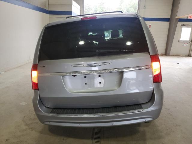 2C4RC1CG3ER107165 - 2014 CHRYSLER TOWN & COU TOURING L SILVER photo 6