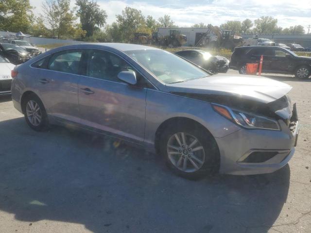 5NPE24AF2GH387366 - 2016 HYUNDAI SONATA SE 银色 照片 4