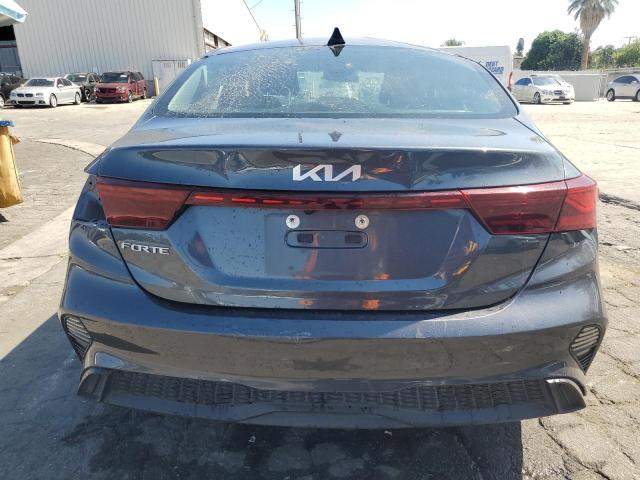 3KPF24AD5PE567917 - 2023 KIA FORTE LX GRAY photo 6