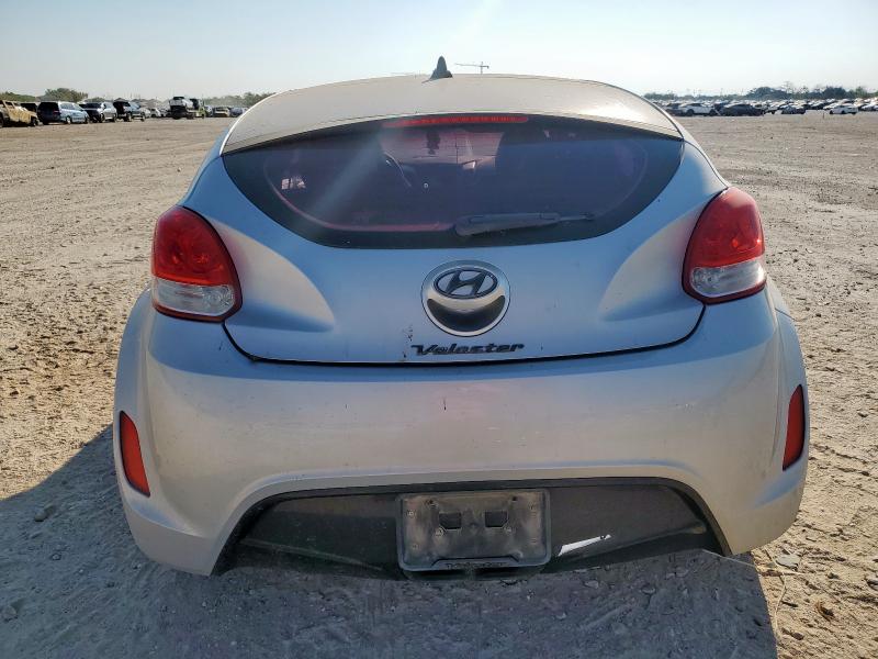 KMHTC6AD8DU089125 - 2013 HYUNDAI VELOSTER Gümüş foto 6