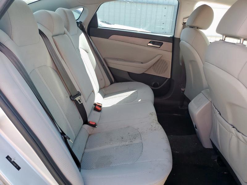 5NPE24AF5JH681724 - 2018 HYUNDAI SONATA SE Gümüş foto 10