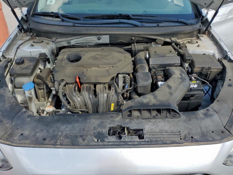 5NPE24AF5JH681724 - 2018 HYUNDAI SONATA SE Gümüş foto 11