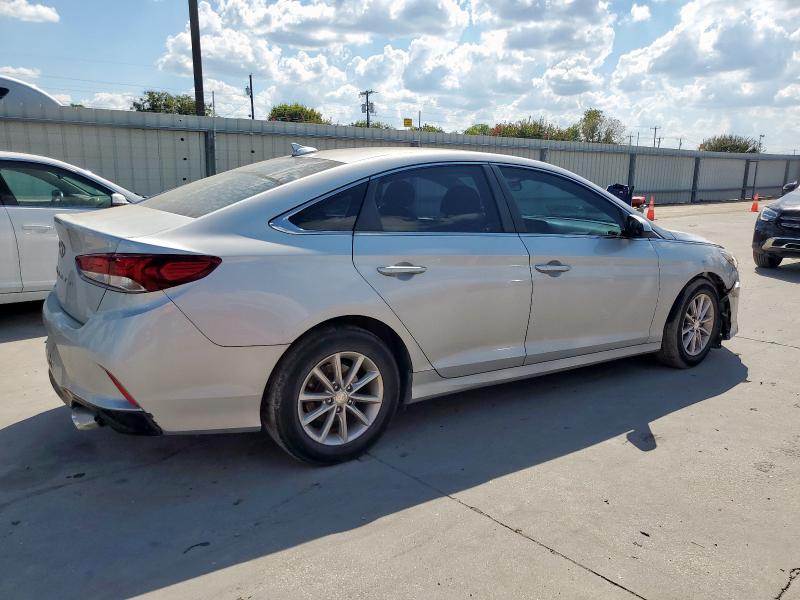 5NPE24AF5JH681724 - 2018 HYUNDAI SONATA SE Gümüş foto 3