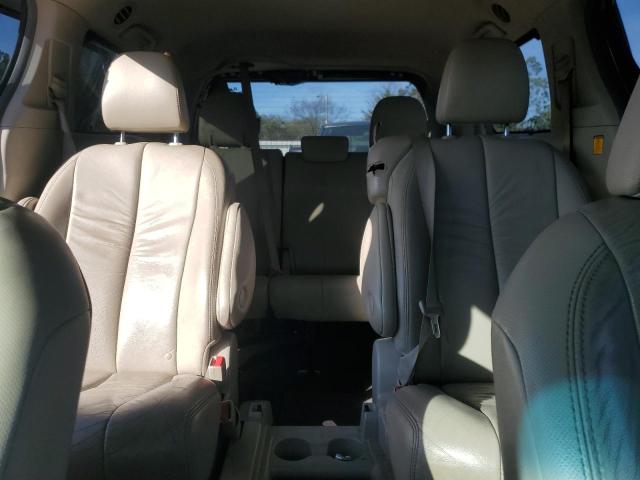 5TDYK3DC5BS040948 - 2011 TOYOTA SIENNA XLE TAN photo 10