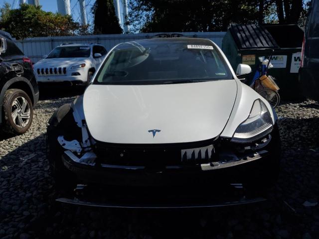 5YJ3E1EA6PF482393 - 2023 TESLA MODEL 3 Beyaz fotoğraf 5
