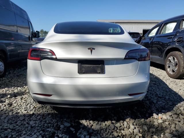 5YJ3E1EA6PF482393 - 2023 TESLA MODEL 3 Beyaz fotoğraf 6