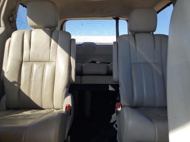 2C4RC1CG7CR301257 - 2012 CHRYSLER TOWN & COU TOURING L SILVER photo 10