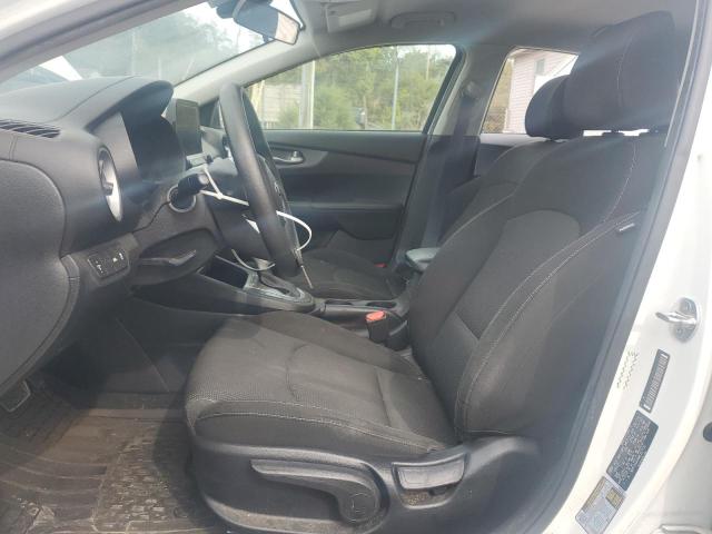 3KPF24ADXME287132 - 2021 KIA FORTE FE WHITE photo 7