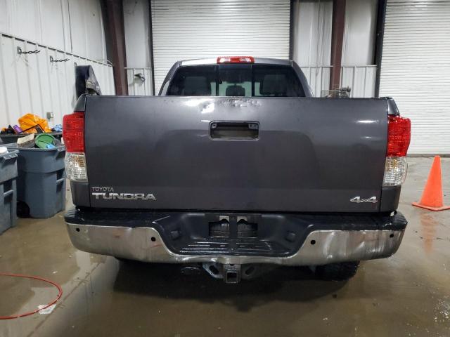 5TFUY5F1XBX190567 - 2011 TOYOTA TUNDRA DOUBLE CAB SR5 GRAY photo 6
