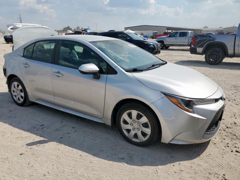 5YFEPMAE2NP299376 - 2022 TOYOTA COROLLA LE SILVER photo 4