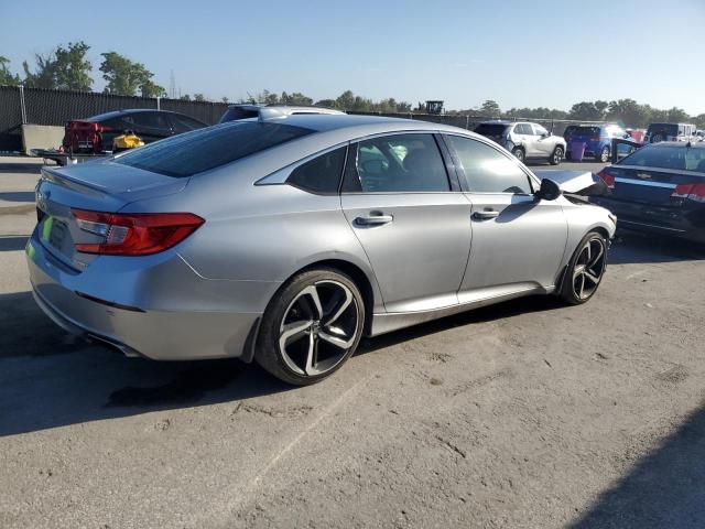 1HGCV1F35JA025284 - 2018 HONDA ACCORD SPORT Gümüş fotoğraf 3