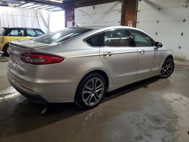3FA6P0RU9KR117189 - 2019 FORD FUSION TITANIUM Gümüş foto 3