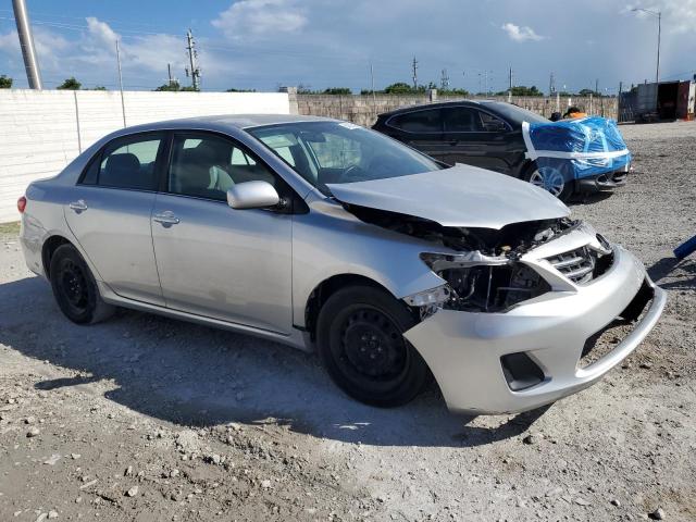 5YFBU4EE7DP116820 - 2013 TOYOTA COROLLA BASE Gümüş fotoğraf 4