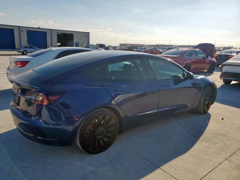 5YJ3E1EC6NF110082 - 2022 TESLA MODEL 3 BLUE photo 3