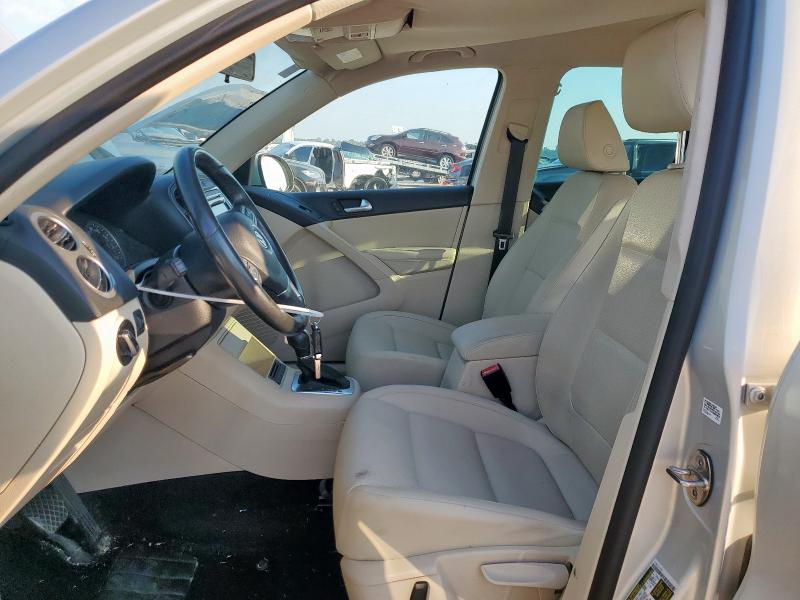 WVGBV3AX4EW555587 - 2014 VOLKSWAGEN TIGUAN S GOLD photo 7