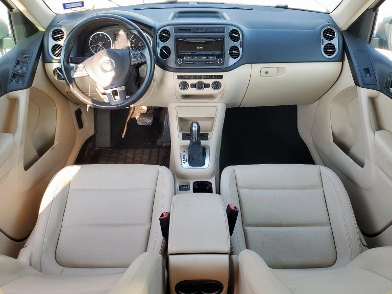 WVGBV3AX4EW555587 - 2014 VOLKSWAGEN TIGUAN S GOLD photo 8
