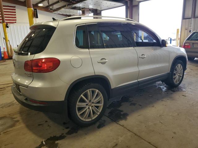WVGBV3AX1DW588500 - 2013 VOLKSWAGEN TIGUAN S SILVER photo 3