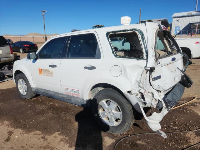 1FMCU9C70BKA09623 - 2011 FORD ESCAPE XLS 白色 照片 2