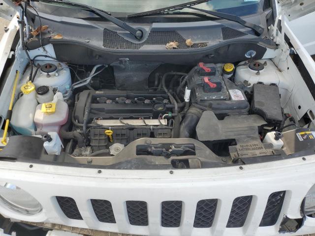 1C4NJPBA0GD811379 - 2016 JEEP PATRIOT SPORT Biały zdjęcie 12