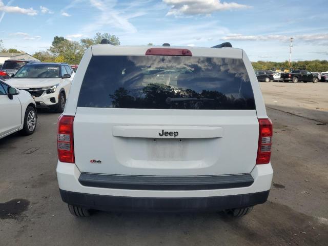 1C4NJPBA0GD811379 - 2016 JEEP PATRIOT SPORT Biały zdjęcie 6