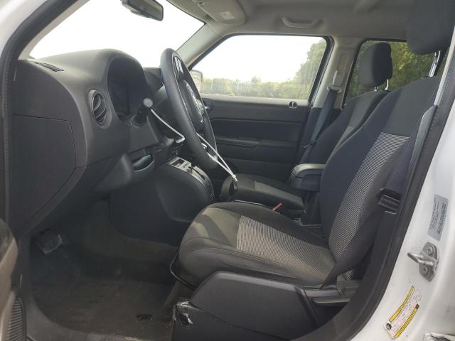 1C4NJPBA0GD811379 - 2016 JEEP PATRIOT SPORT Biały zdjęcie 7