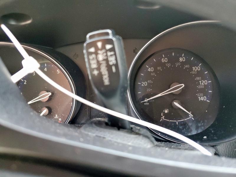 NMTKHMBX6KR097464 - 2019 TOYOTA C-HR XLE 白色 照片 9