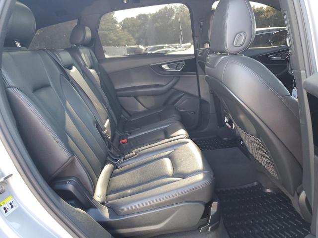 WA1VAAF73JD000995 - 2018 AUDI Q7 PRESTIGE SILVER photo 11