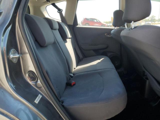 JHMGE8H34DC030182 - 2013 HONDA FIT ნაცრისფერი ფოტო 11