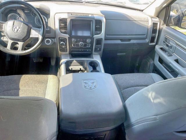 1C6RR7GM4JS228028 - 2018 RAM 1500 SLT 黑色 照片 9