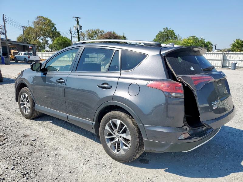 JTMRJREVXJD218017 - 2018 TOYOTA RAV4 HV LE Boz foto 2