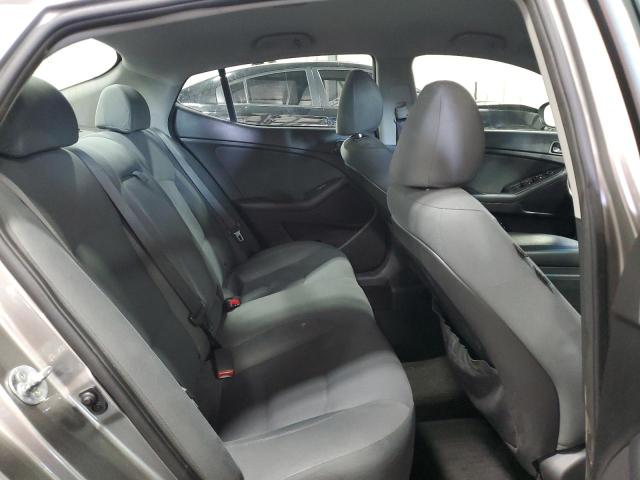 5XXGM4A75FG404666 - 2015 KIA OPTIMA LX SILVER photo 10