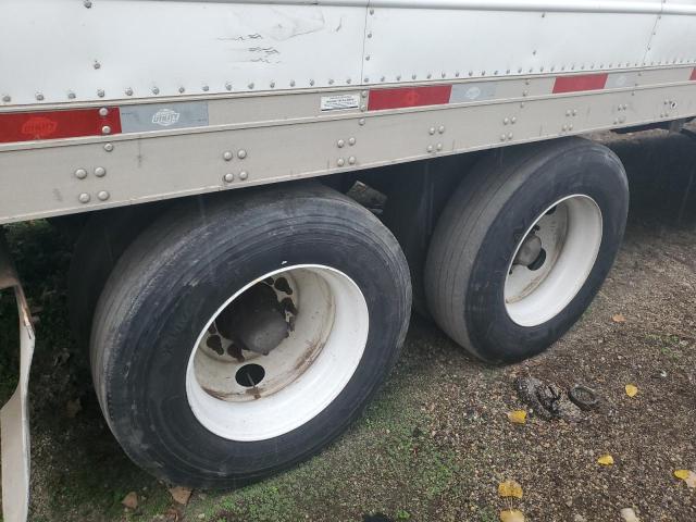 1UYVS2534K2511007 - 2019 UTILITY VS2RA Սպիտակ լուսանկար 9