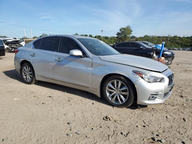 JN1BV7AR1EM704825 - 2014 INFINITI Q50 BASE Silber Foto 4