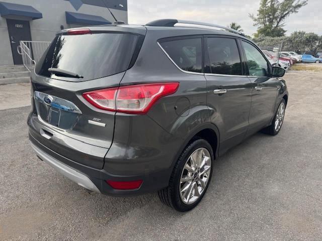 1FMCU0GX4GUC35892 - 2016 FORD ESCAPE SE GRAY photo 3