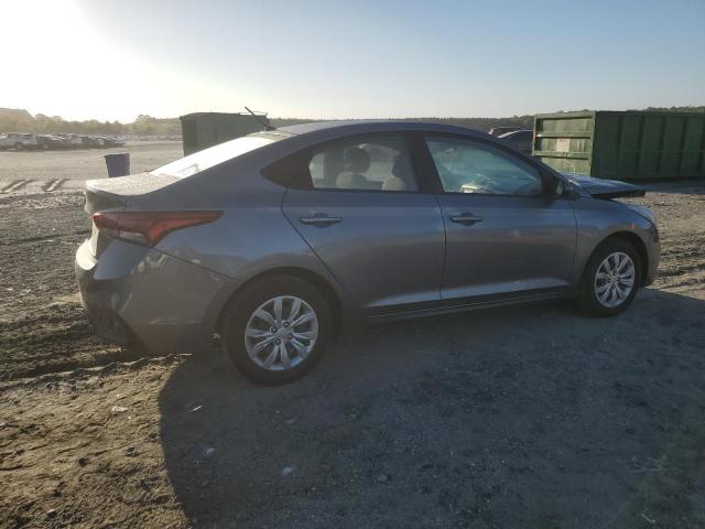 3KPC24A37JE016230 - 2018 HYUNDAI ACCENT SE GRAY photo 3