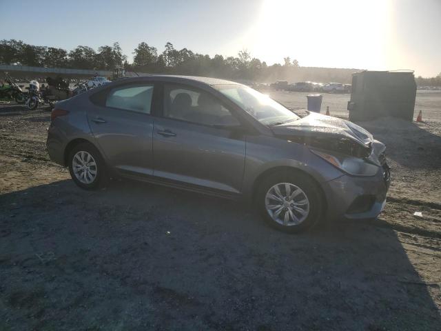 3KPC24A37JE016230 - 2018 HYUNDAI ACCENT SE GRAY photo 4