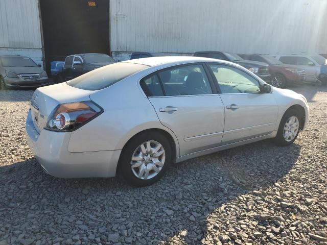 1N4AL2APXBC125470 - 2011 NISSAN ALTIMA BASE SILVER photo 3