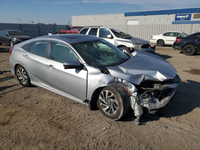 2HGFC2F72JH568850 - 2018 HONDA CIVIC EX SILVER photo 4
