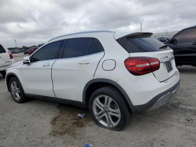 WDCTG4EB2LU024091 - 2020 MERCEDES-BENZ GLA 250 Beyaz fotoğraf 2