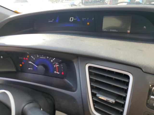 2HGFB2F43FH041111 - 2015 HONDA CIVIC LX 红色 照片 9